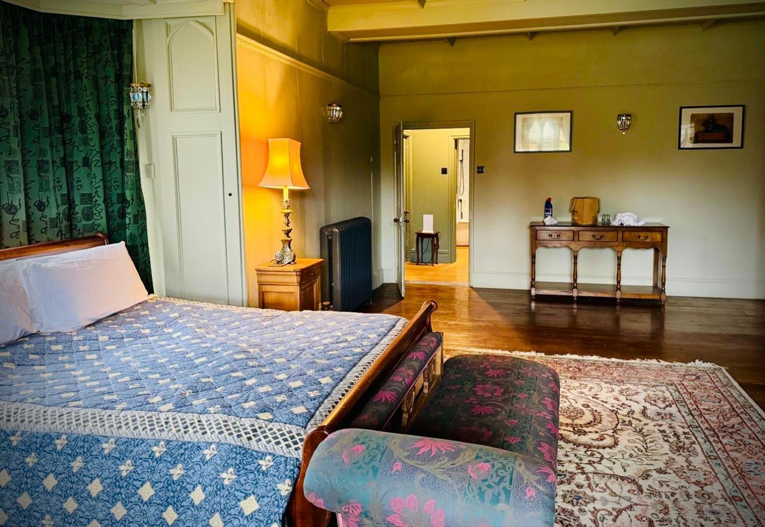 Llanerchydol Hall Suites ウェルシュプール エクステリア 写真